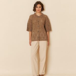 Chaqueta manga corta crochet color topo