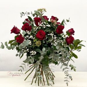 Ramo de rosas rojas