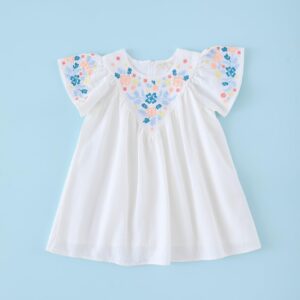 Vestido de niña bordado