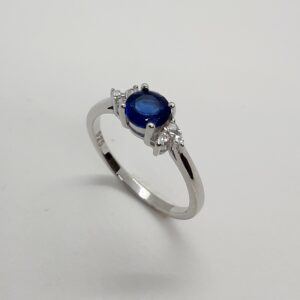 Sortija plata azul.