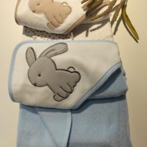 Toalla con capucha conejito