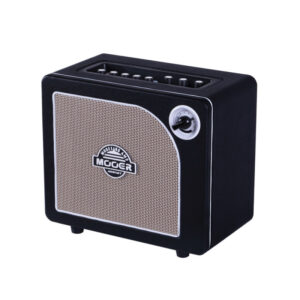 AMPLI. GUIT. "MOOER" HORNET (BLACK)